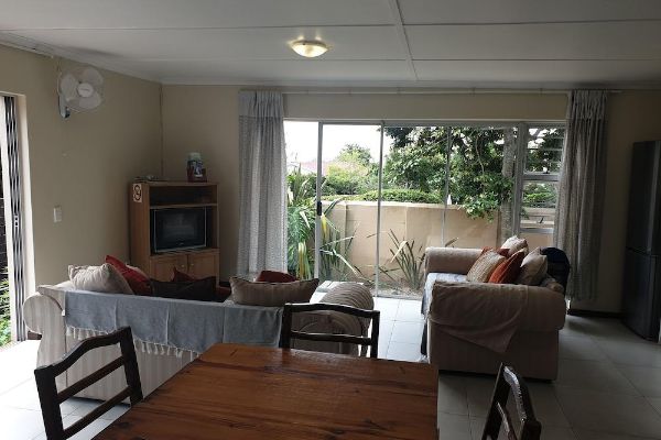 Amakaya Backpackers & Apartments (Plettenberg Bay)